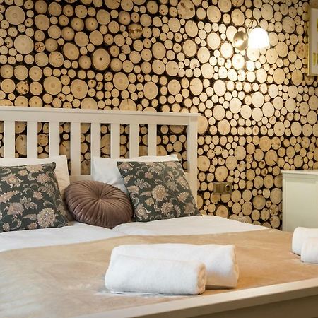 Apartments Sw. Wawrzynca 19 A4You Krakow Dış mekan fotoğraf